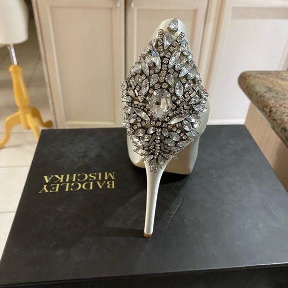 Brand new Badgley Mishcka shoes sz 10 - Picture 3 of 11